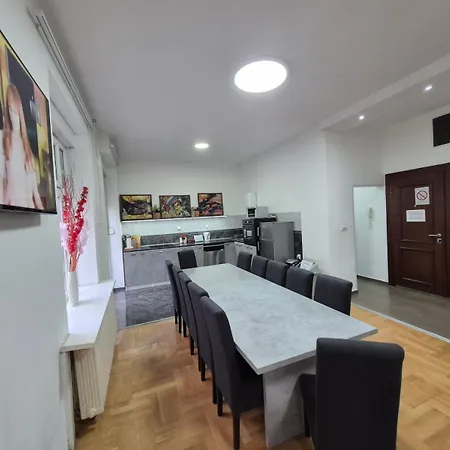 Republica Apartment *