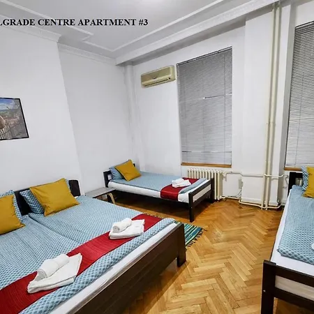 Apartment Authentic Centre #5, Four Bedrooms, One Full Bathroom, One Toilet Belgrad