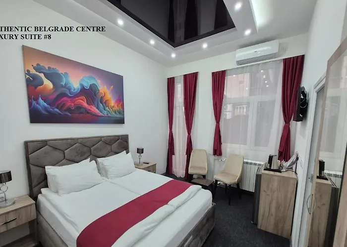 Authentic Centre #5, Four Bedrooms, One Full Bathroom, One Toilet アパート ベオグラード